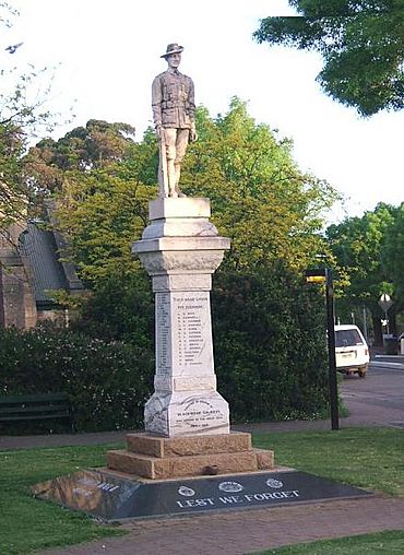 Blackwoodwarmemorial.jpg