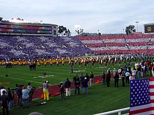 CardStunt-010104-RoseBowl