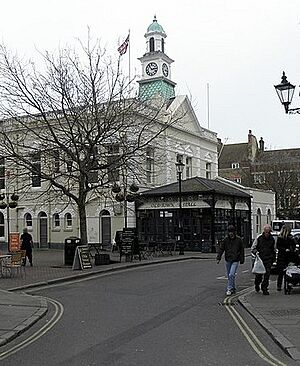 Margate Town Hall (cropped)