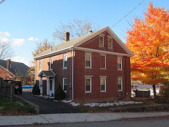 16 High Street, Southbridge MA.jpg