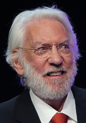 Donald Sutherland (cropped).JPG