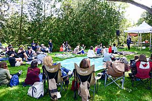 Emma Donoghue reading in Jenny's Place - Eden Mills - 2017 (DanH-9226)