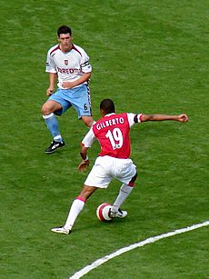 Gilberto against Villa