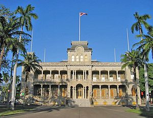 Iolani Palace (1328)