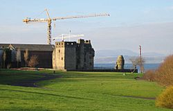 Newark Castle from road