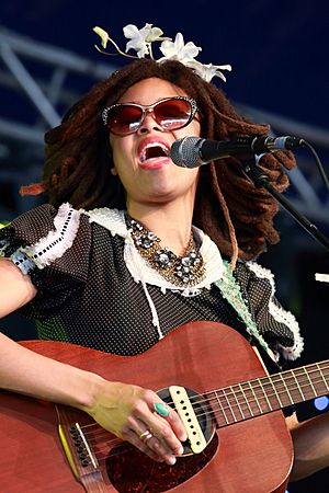 Valerie June Bluesfest 2014