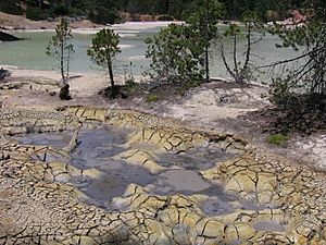 Boiling Springs Lake Lassen NP