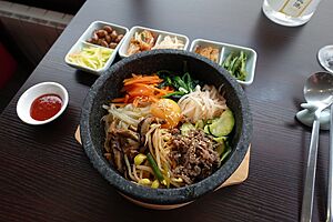 Dolsot bibimbap, Hangang, Paris 001.jpg