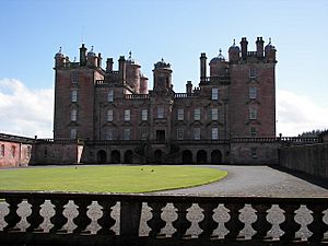 Drumlanrig Castle 01