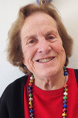 Joan-feynman-2015.jpg