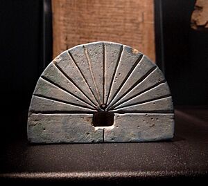 Leiden - Rijksmuseum van Oudheden - Egyptian antiquities - Ancient Egyptian sundial