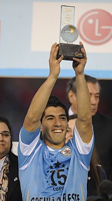 Luis Suarez - CA2011 mvp award (cropped)