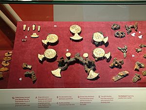 Sutton.Hoo.BucklePieces.JorViking