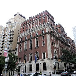 Union League across Pk Av jeh.jpg