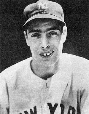 1939 Playball Joe Dimaggio (minus halftone).jpg