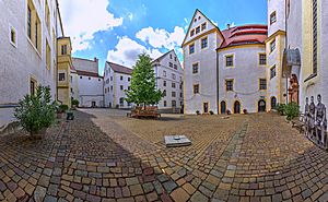 Colditz-Schloss-Fürstenhof-IMG 8263+11-200Gx94G-PanoZ-xn30-02-07-2022