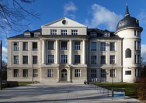 Dahlem Thielallee Hahn-Meitner-Bau