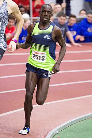 Edward Cheserek running the indoor mile at the 2018 BU David Hemery Valentine Invitational (3)