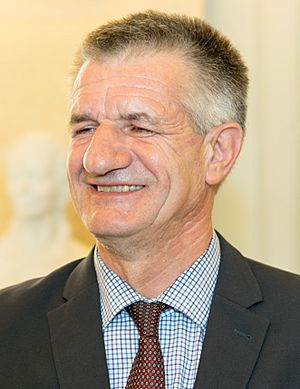 Jean Lassalle 03 (cropped).jpg