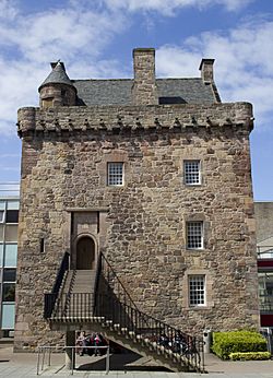 Merchiston Castle.jpg