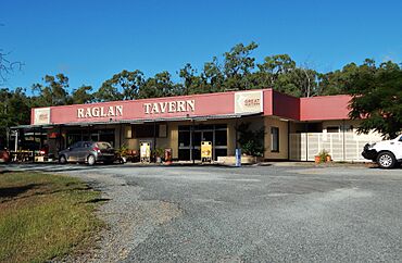 RaglanTavern1.jpg