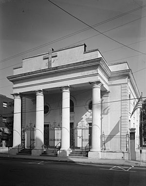 Saint Mary's Church (Charleston, SC).jpg