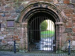 Seagate Castle, entrance doorway and pend, Irvine.JPG