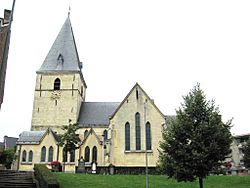 Zutendaal - Onze-Lieve-Vrouw Tenhemelopnemingskerk.jpg