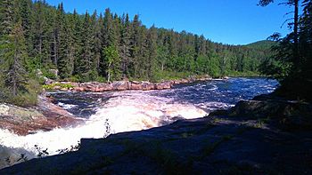 Chute Rivière Trenche.jpg