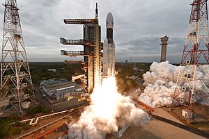 GSLV Mk III M1, Chandrayaan-2 Lifting off 01