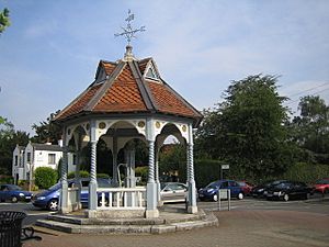 Ickenham Village Pump - geograph.org.uk - 207003.jpg