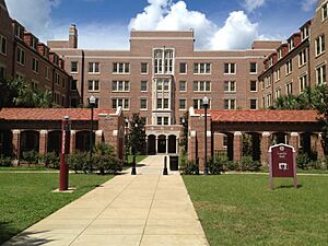 Landis Hall FSU 2013-09-05 16-16