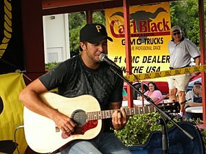 Luke Bryan in 2008