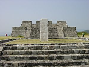 Mexico xochicalco pyramids.JPG