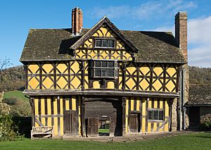 Stokesay Castle gatehouse