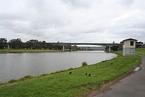 Barwon-river-bridges-geelong