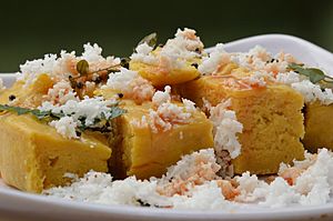 Besan Dhokla - Howrah 2015-04-26 8478