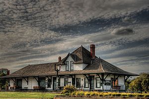 CN-Train-Station-Fort-Saskatchewan-Alberta-Canada-01A