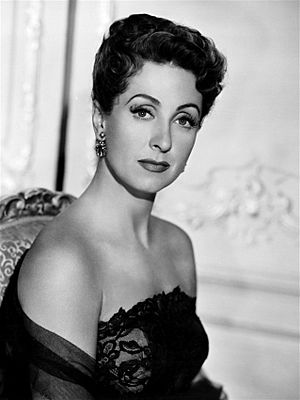 Danielle Darrieux Five Fingers 2.jpg