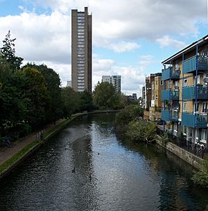 GU Canal Westbourne Park