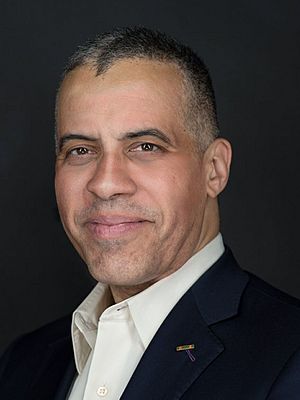 Larry Sharpe portrait (cropped).jpg