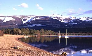 Loch Morlich.jpg