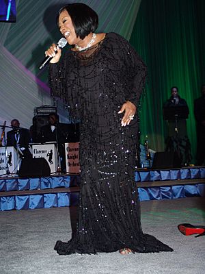 Patti Labelle singing