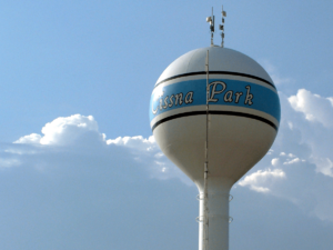 The Cissna Park water tower