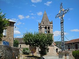 Gravières - Mairie-Eglise.jpg