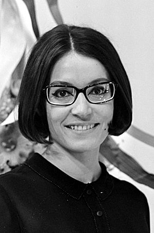 Nana Mouskouri 1966.jpg