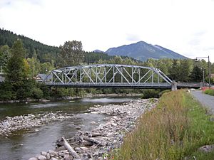 Skykomish, WA bridge 02.jpg