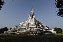 Wat Phu Khao Thong-020