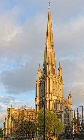 Bristol eglise St Mary redcliffe-crop.jpg