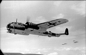 Bundesarchiv Bild 101I-341-0489-10A, Frankreich, Flugzeug Dornier Do 17 Z